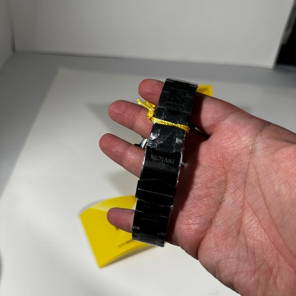 NIB INVICTA Men watch in Stainless Steel Black - Picture 5 of 11